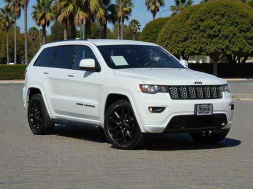 2018 Jeep Grand Cherokee Altitude