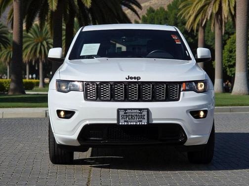 2018 Jeep Grand Cherokee Altitude
