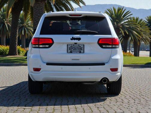 2018 Jeep Grand Cherokee Altitude