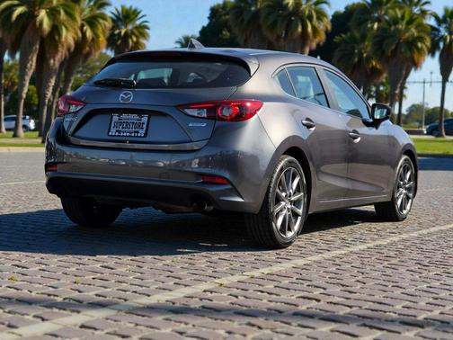 2018 Mazda Mazda3 Grand Touring