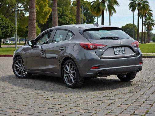 2018 Mazda Mazda3 Grand Touring