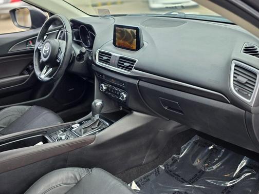2018 Mazda Mazda3 Grand Touring