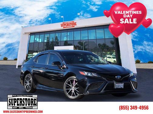 2023 Toyota Camry SE