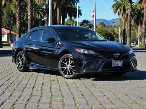 2023 Toyota Camry SE