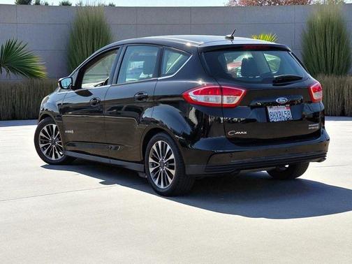 2017 Ford C-Max Hybrid Titanium