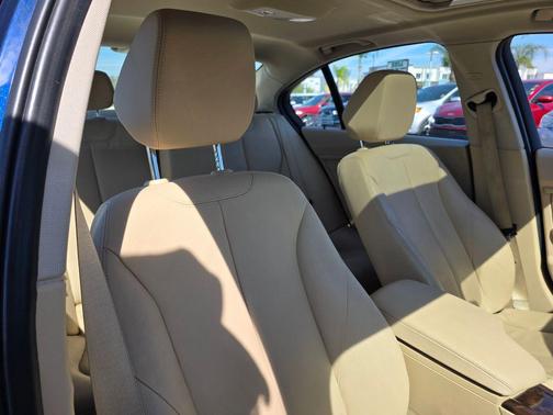 Imperial Blue Metallic 2014 BMW 328 328i