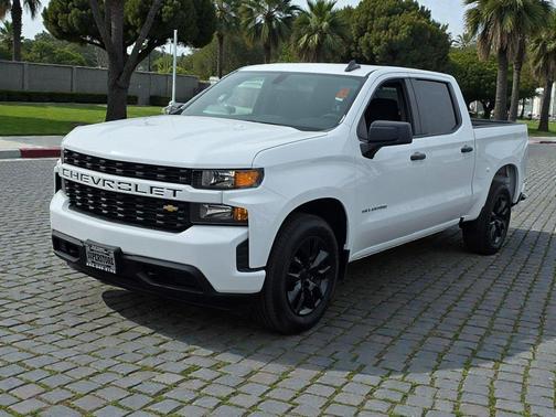 2021 Chevrolet Silverado 1500 Custom
