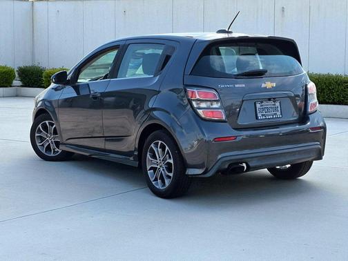 2017 Chevrolet Sonic LT