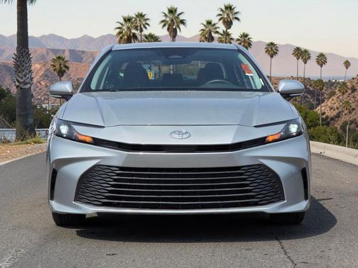 Celestial Silver Metallic 2025 Toyota Camry LE