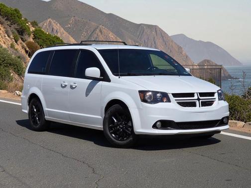 White Knuckle Clearcoat 2019 Dodge Grand Caravan GT
