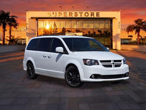 White Knuckle Clearcoat 2019 Dodge Grand Caravan GT