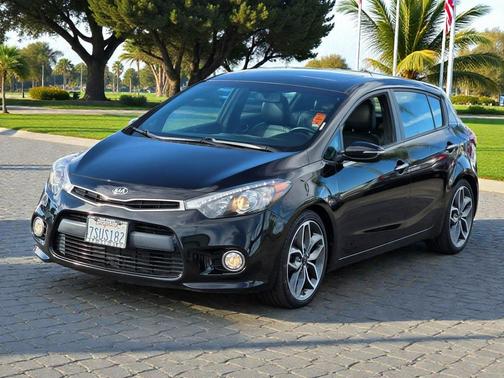 2016 Kia Forte SX