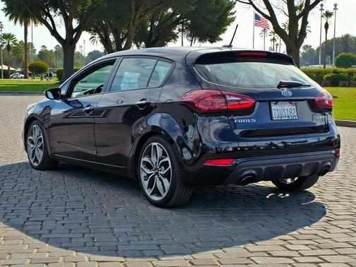 2016 Kia Forte SX