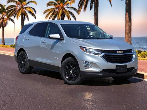 Silver Ice Metallic 2020 Chevrolet Equinox 1LT