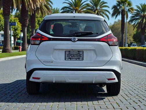 2021 Nissan Kicks S