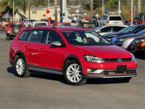 2019 Volkswagen Golf Alltrack TSI S