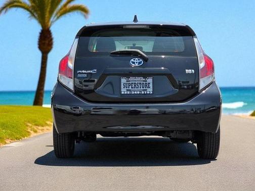 2016 Toyota Prius c Four