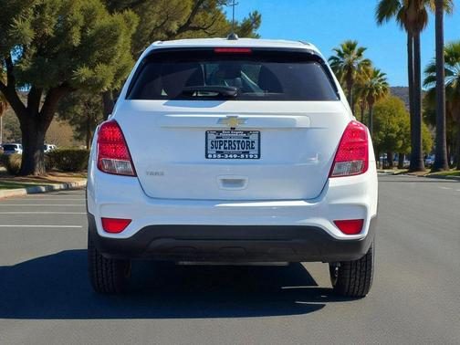 2022 Chevrolet Trax LS