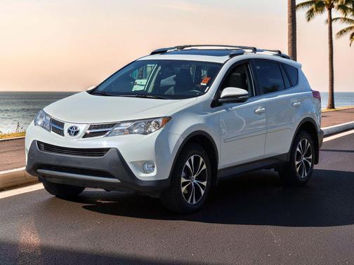 Blizzard Pearl 2015 Toyota RAV4 Limited