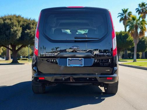 2019 Ford Transit Connect Titanium w/Rear Liftgate