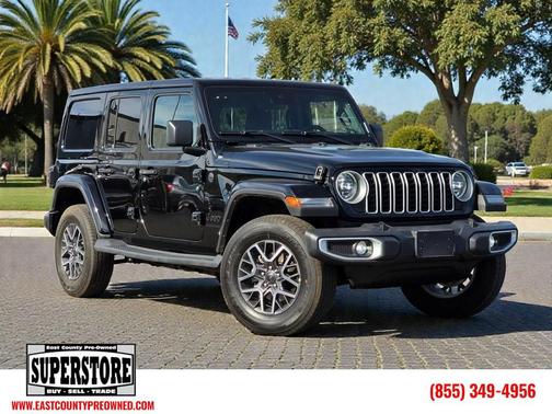 2025 Jeep Wrangler 4-Door Sahara 4x4