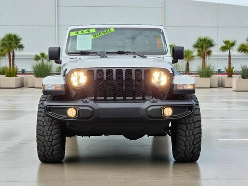 2021 Jeep Gladiator Willys 4x4
