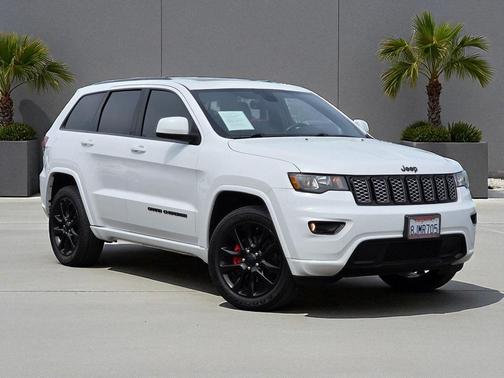 2017 Jeep Grand Cherokee Altitude