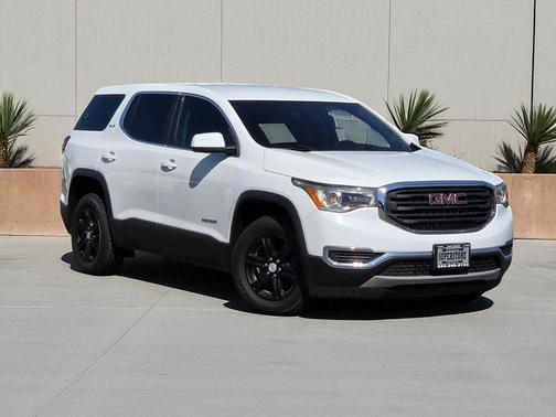 2017 GMC Acadia SLE-1