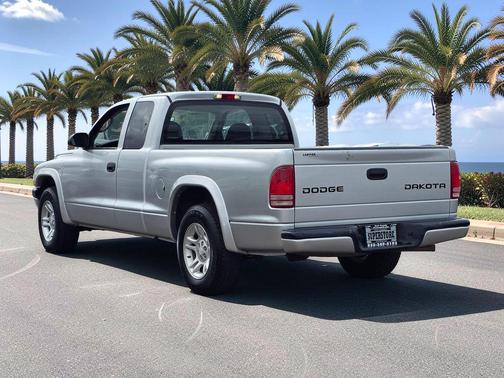 Bright Silver Metallic 2004 Dodge Dakota Sport Club Cab