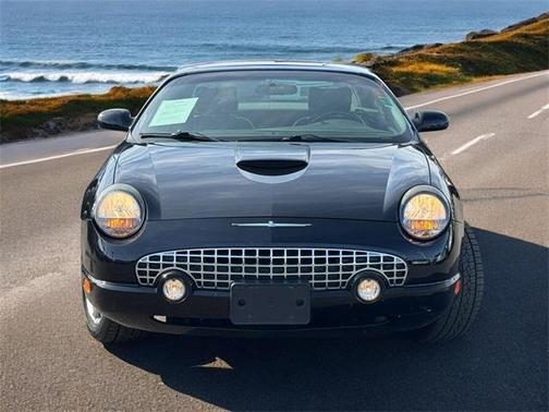2002 Ford Thunderbird Base