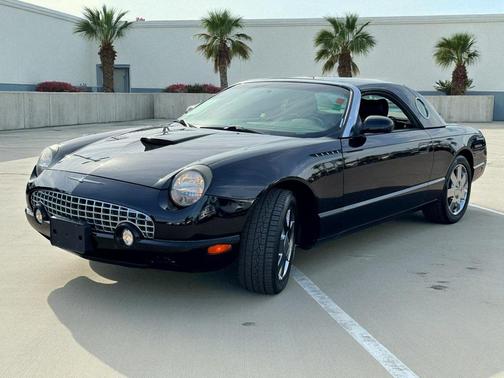 2002 Ford Thunderbird Deluxe