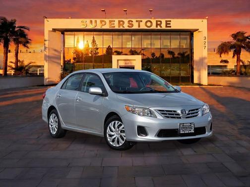 Classic Silver Metallic 2013 Toyota Corolla LE
