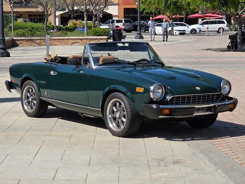 1980 FIAT Spider 2000 Base