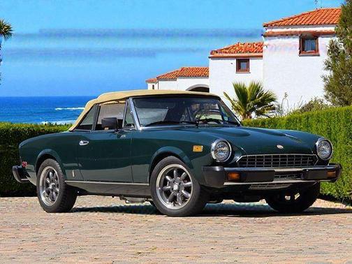 1980 FIAT Spider 2000 Base