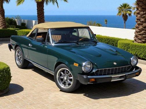 1980 FIAT Spider 2000 Base
