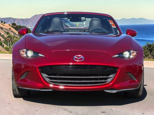2018 Mazda MX-5 Miata RF Grand Touring