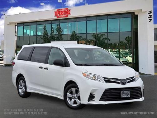 2020 Toyota Sienna SE