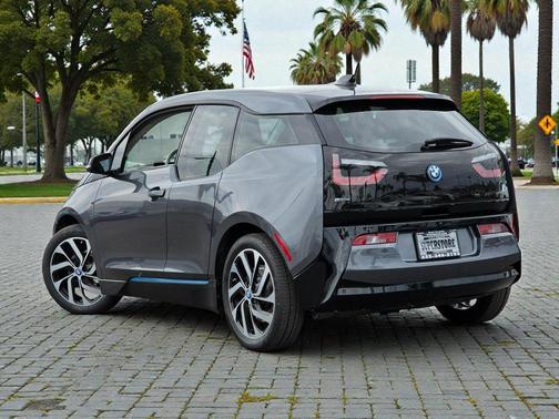 2017 BMW i3 94 Ah w/Range Extender