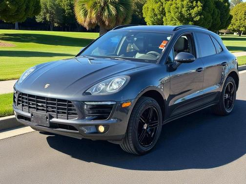 2017 Porsche Macan 