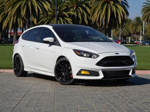 2016 Ford Focus ST 
