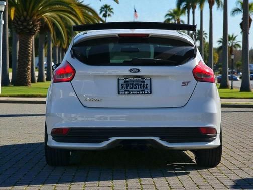 2016 Ford Focus ST 