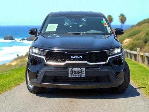 2022 Kia Sorento LX