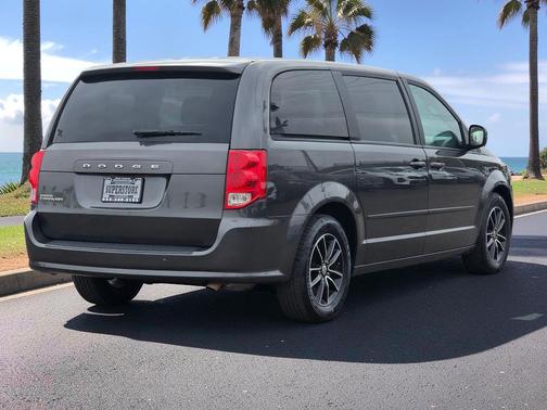 Granite Crystal Metallic Clearcoat 2016 Dodge Grand Caravan AVP/SE