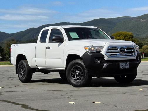 2018 Toyota Tacoma SR