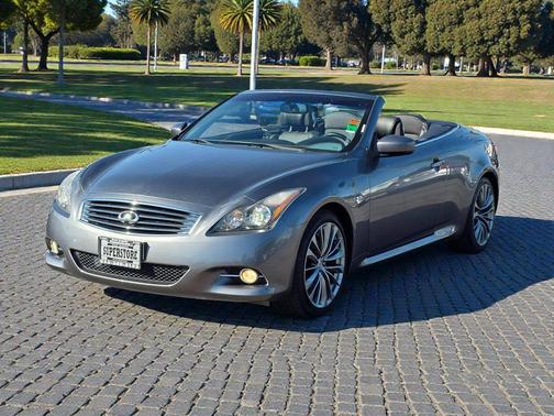 2011 INFINITI G37 Base