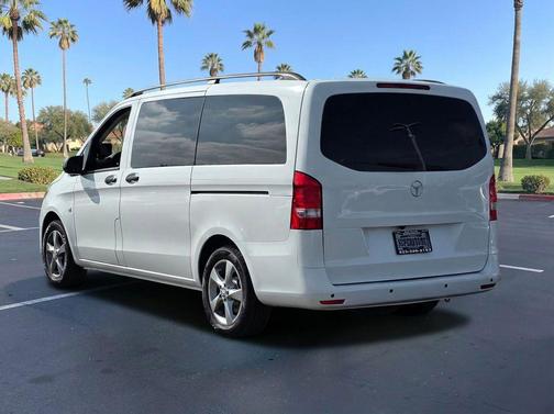 Arctic White 2016 Mercedes-Benz Metris Base