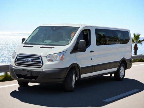2017 Ford Transit-350 XLT