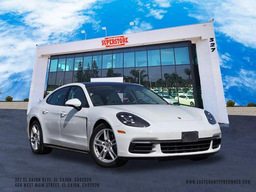 2017 Porsche Panamera 4