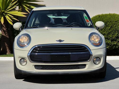 2018 MINI Hardtop Cooper