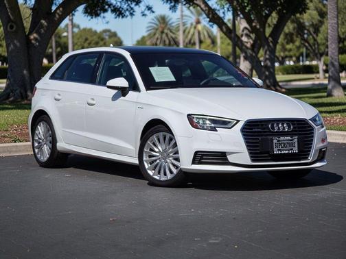 2017 Audi A3 e-tron 1.4T Tech Premium Plus